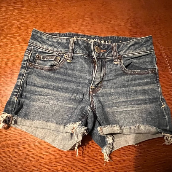 Shorts - Picture 1 of 3